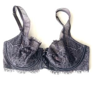 Like new Victorias Secret Unlined Lace Bra
